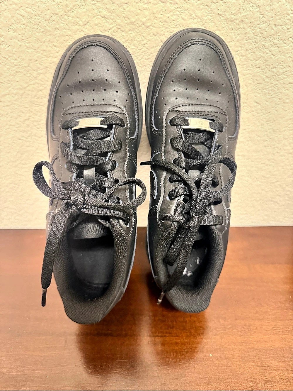 Nike Air Force 1 '07 Low Triple Black Sneakers US 4.5